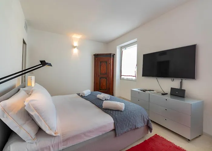 Italianflat - Piazza Vescovado Terrace * Werona