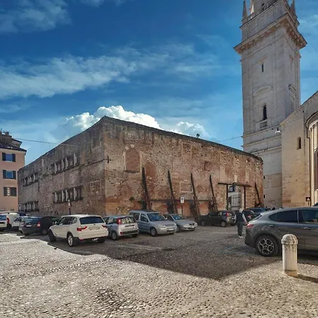 Italianflat - Piazza Vescovado Terrace * Verona